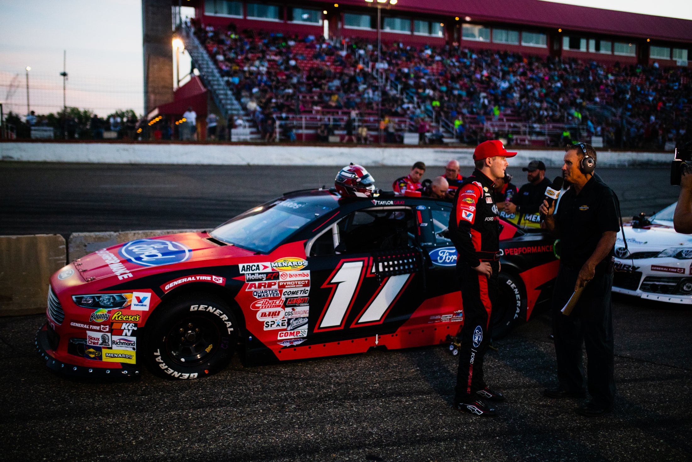 Taylor Gray race day